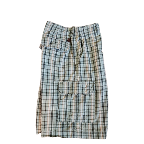 IZOD Men's Green Plaid Cargo Shorts  Back Leather IZOD Patch Size 34 - Picture 3 of 7